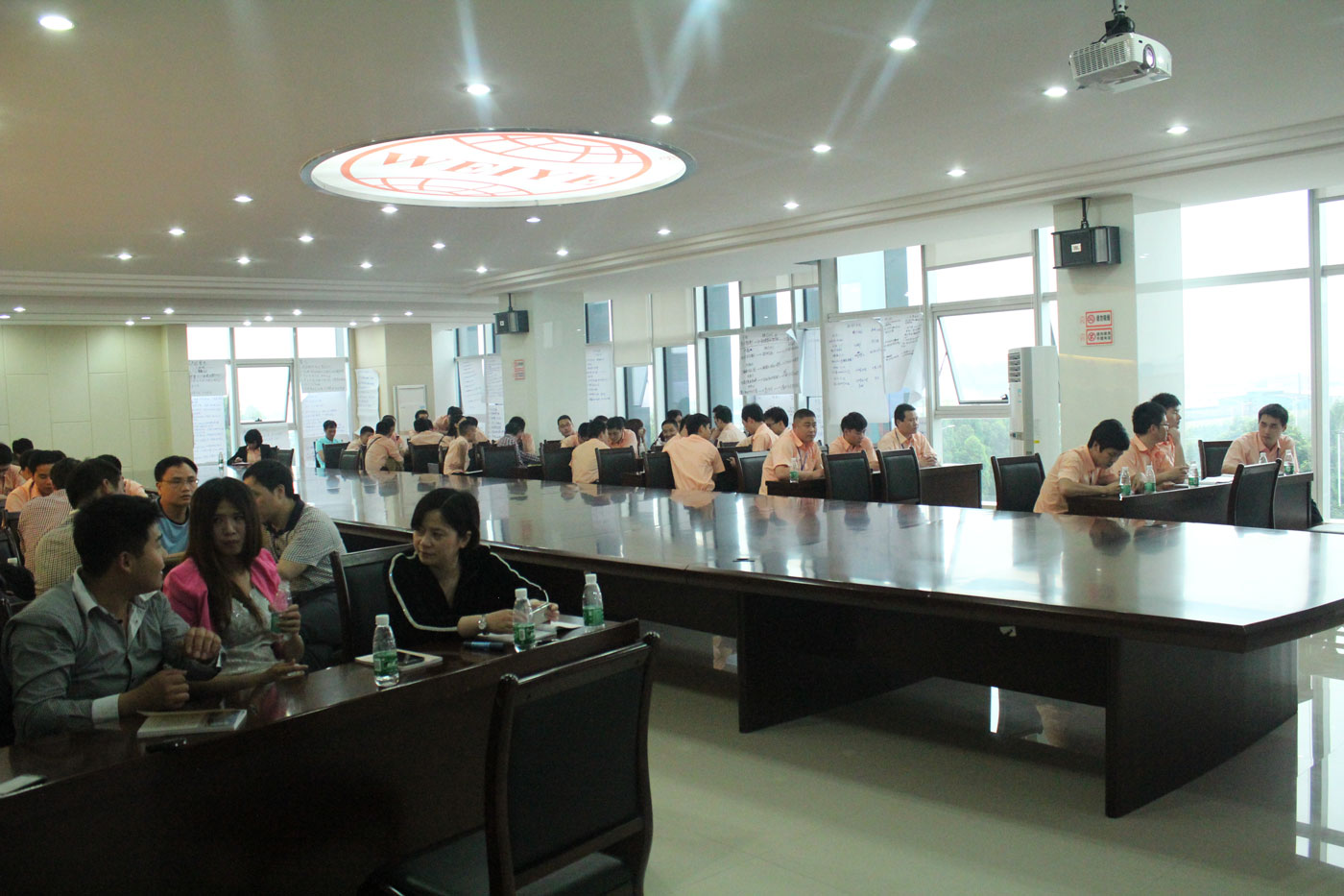 Leading specialty,Efficient service , helps to Weiye��s development