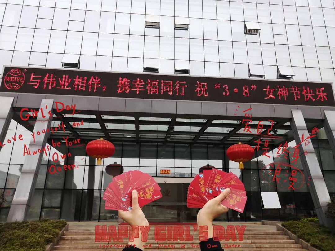 ���ֲ�����ʵ���� | ������������������ɫ��